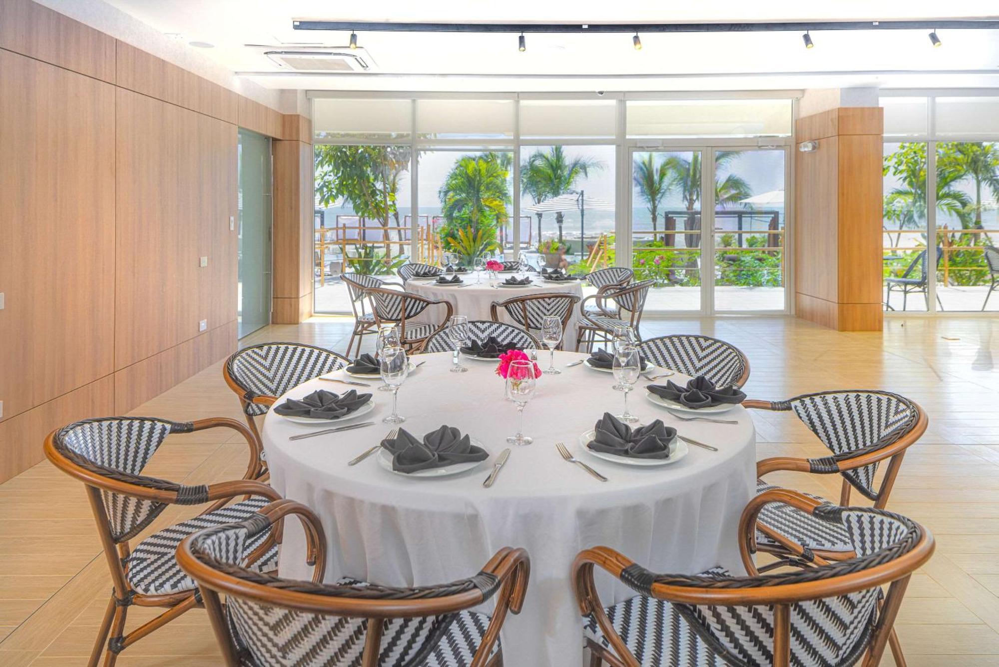 蓬塔查梅 Radisson Riviera Panama酒店 外观 照片