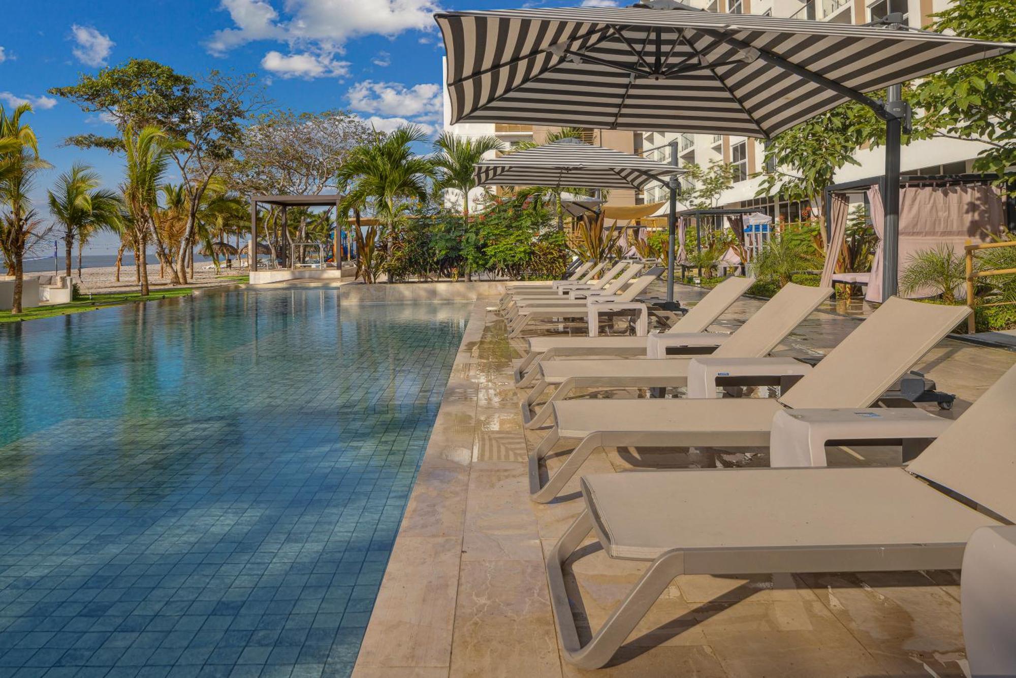 蓬塔查梅 Radisson Riviera Panama酒店 外观 照片